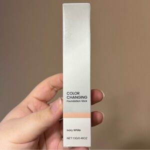 Color Changing Foundation Stick in 'Ivory White'